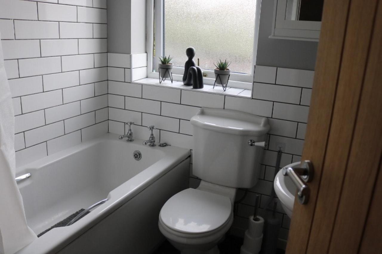 Charming 2 Bed House - Family Friendly Βίλα Νότιγχαμ Εξωτερικό φωτογραφία